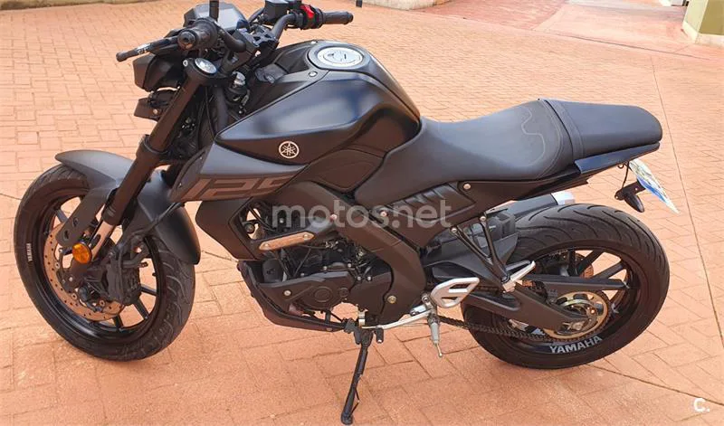 Yamaha MT-125 - Vista 20
