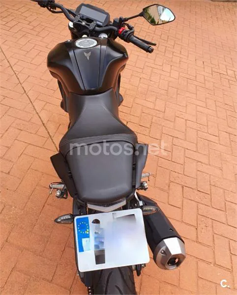 Yamaha MT-125 - Vista 6