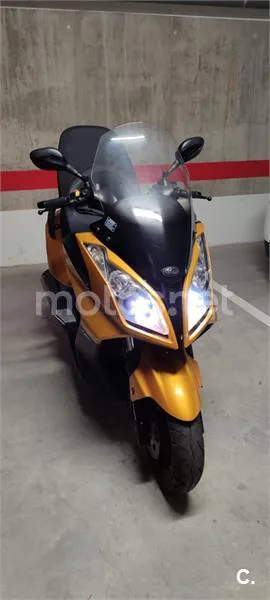 Kymco Super Dink 125 - Vista 9