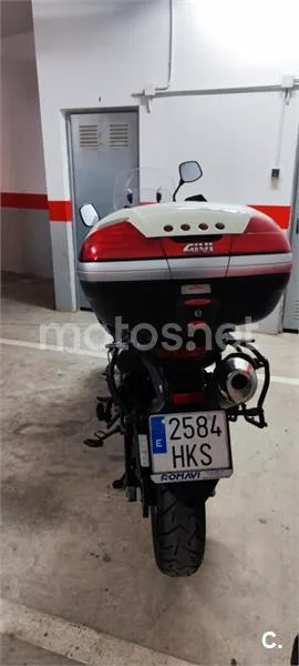 Suzuki V-Strom 650 - Vista 6