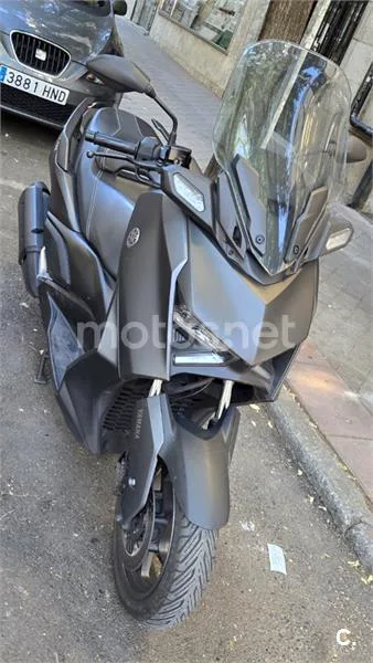 Yamaha XMAX 300 4399 € 2023 Madrid - 1