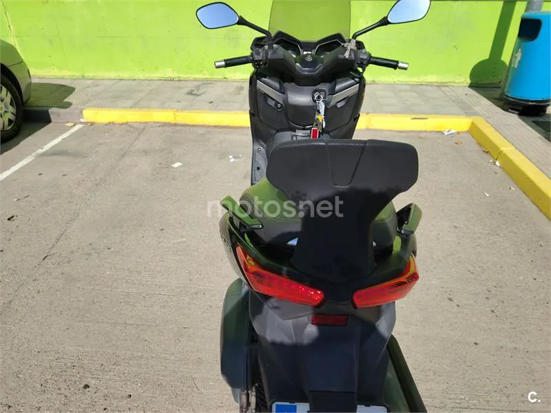 Yamaha XMAX 250 - Vista 7