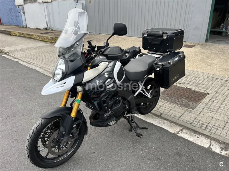Suzuki V-Strom 1000 6350 € 2014 Araba - 1