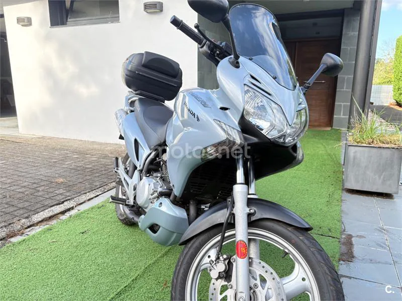 Honda @125 - Vista 9