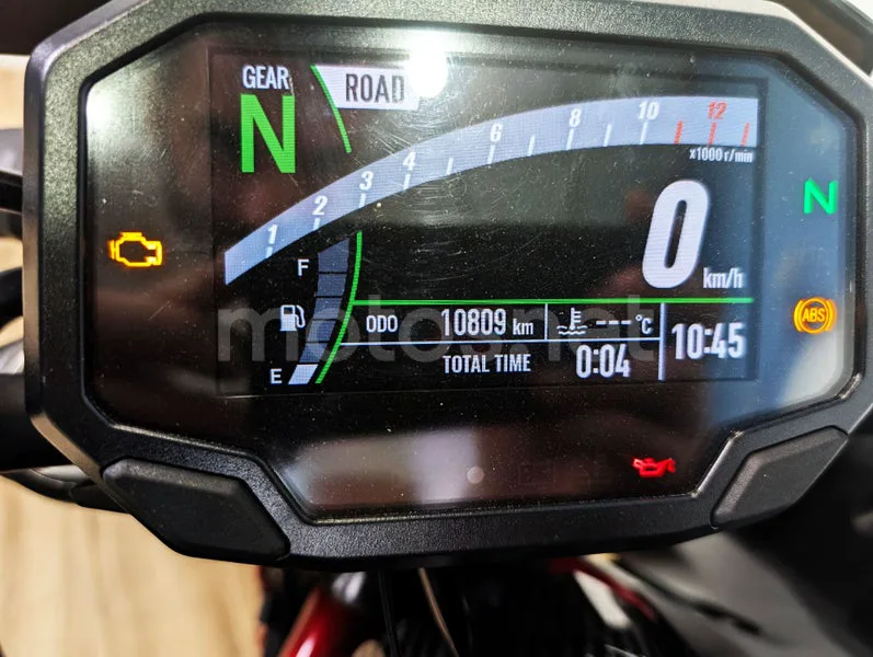 Kawasaki Z900 - Vista 7