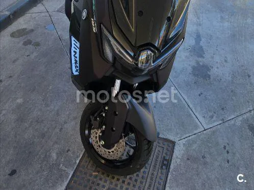 Yamaha NMAX - Vista 12