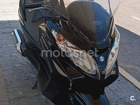 Suzuki Burgman 400 - Vista 3