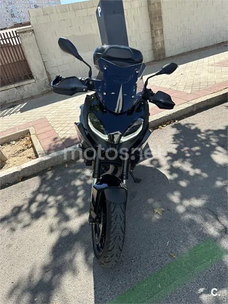 BMW F 900 XR 10.200 € 2024 Madrid - 1