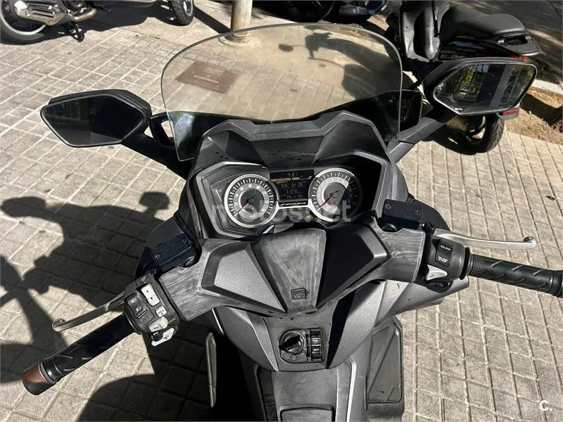 Honda Forza 125 - Vista 5