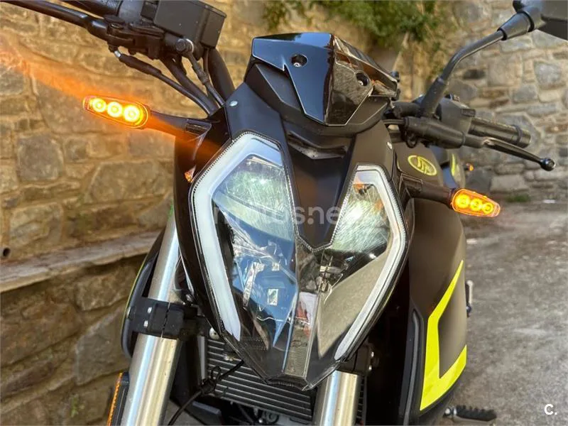Keeway RKF 125 - Vista 6