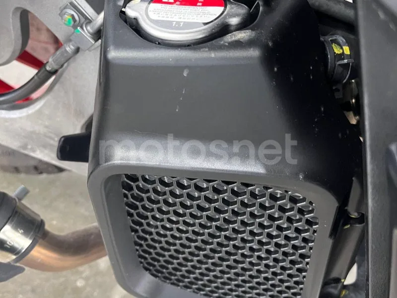 Aprilia SR GT 125 - Vista 17