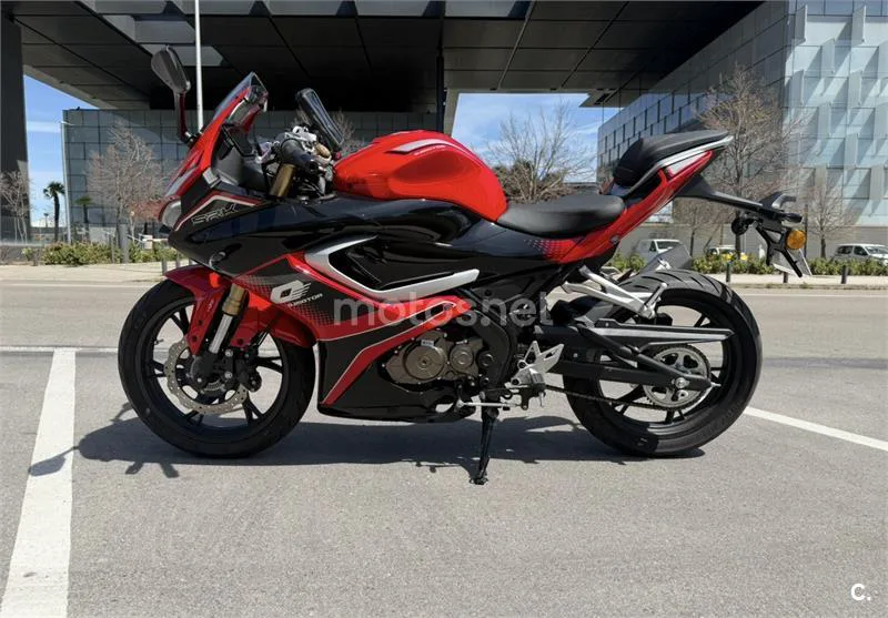 QJ Motor SRK 125 3200 € 2025 Madrid - 1