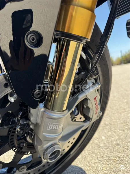 Ducati Monster - Vista 4