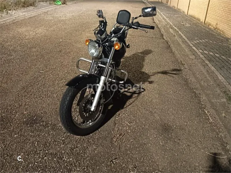 Suzuki Marauder 125 - Vista 4