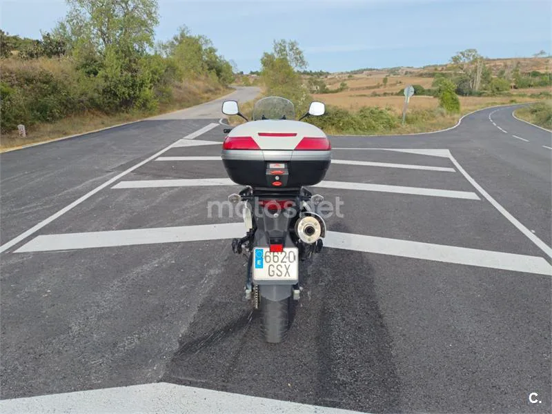 Suzuki V-Strom 650 - Vista 3