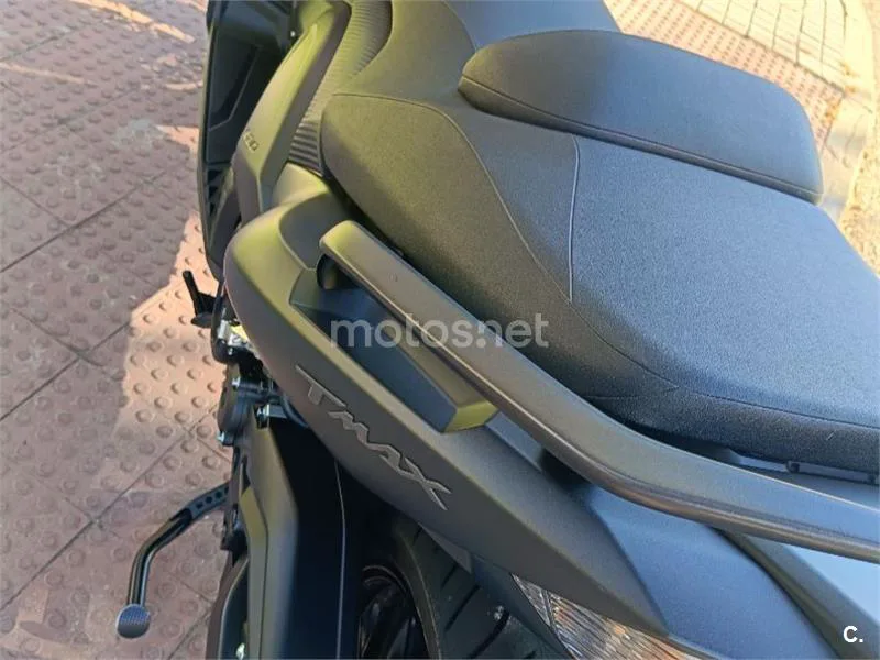 Yamaha TMAX 530 - Vista 12