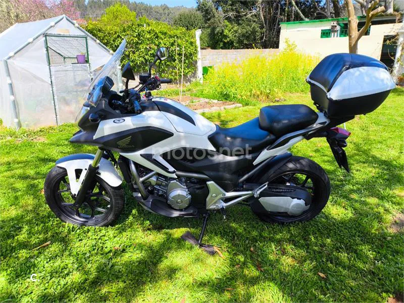 Honda NC700X DCT - Vista 3
