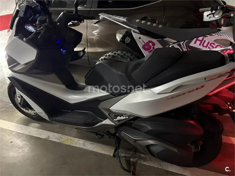 Kymco Xciting VS 400 - Vista 4