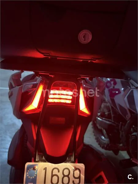 Kymco Xciting VS 400 - Vista 9