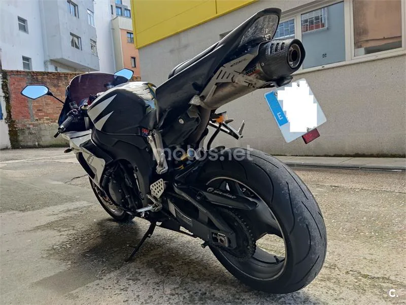 Honda CBR1000RR Fireblade - Vista 17