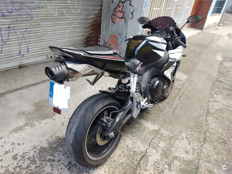 Honda CBR1000RR Fireblade - Vista 18
