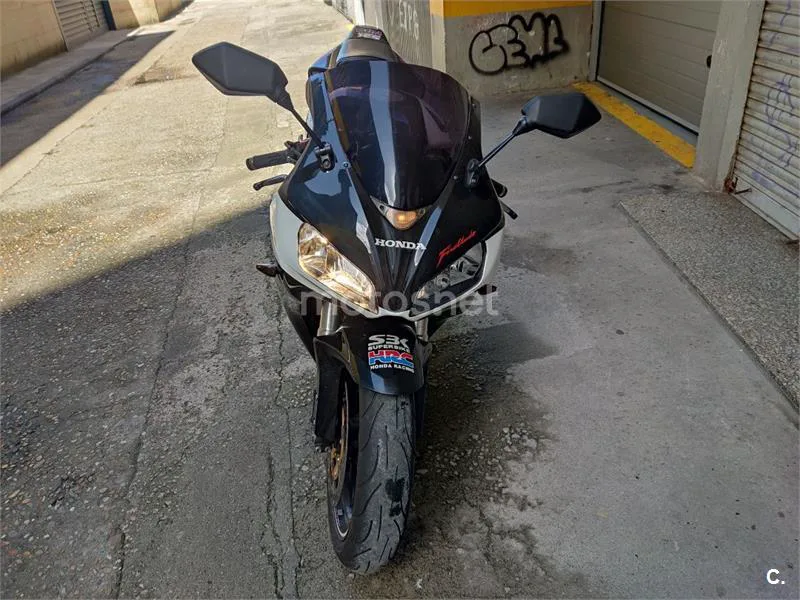 Honda CBR1000RR Fireblade - Vista 6