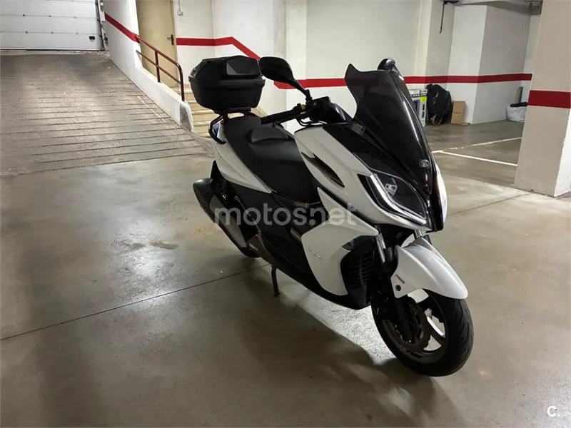 Kymco K-XCT 300i 2000 € 2015 Girona - 2