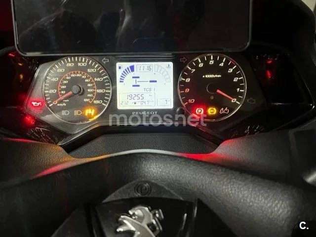 Peugeot Metropolis 400 - Vista 3