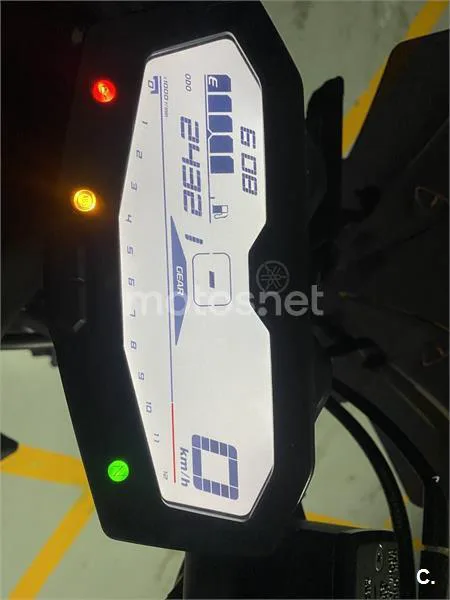 Yamaha MT-07 - Vista 23