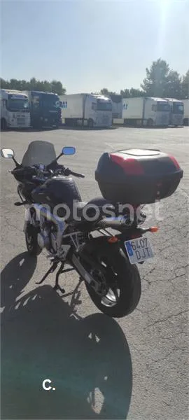 Yamaha FZ6 Fazer - Vista 12