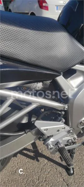 Yamaha FZ6 Fazer - Vista 5