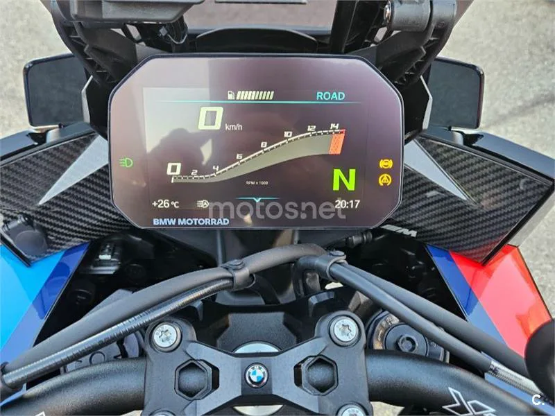 BMW M 1000 XR - Vista 16