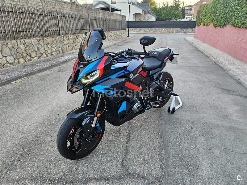 BMW M 1000 XR - Vista 18