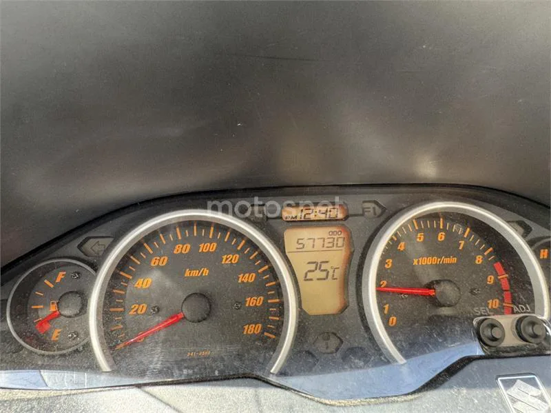 Suzuki Burgman 400 1600 € 2006 Gipuzkoa - 2