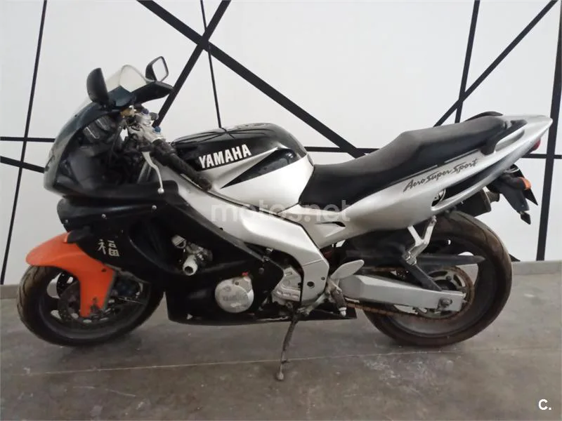 Yamaha YZF-R6 1200 € 2005 Albacete - 2