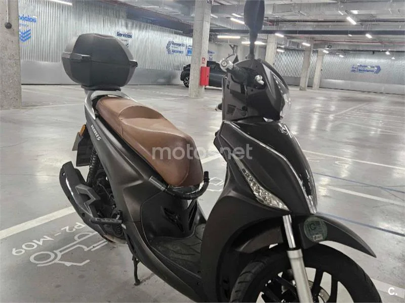 Kymco People S 125 - Vista 13