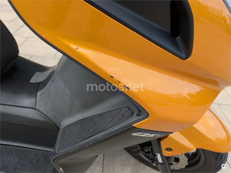 Kymco Super Dink 125 - Vista 13