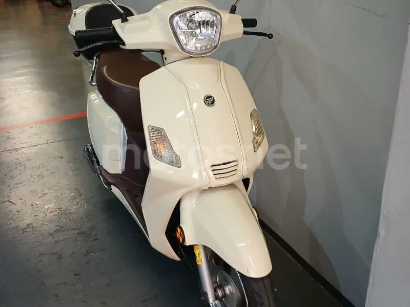 Keeway Zahara 125 - Vista 18