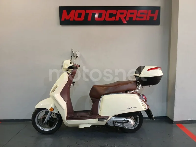 Keeway Zahara 125 - Vista 5