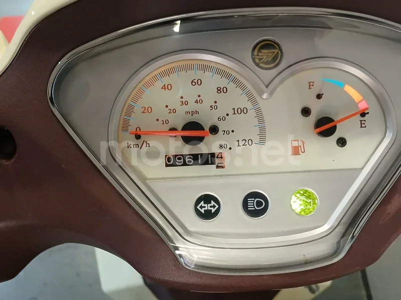 Keeway Zahara 125 - Vista 8