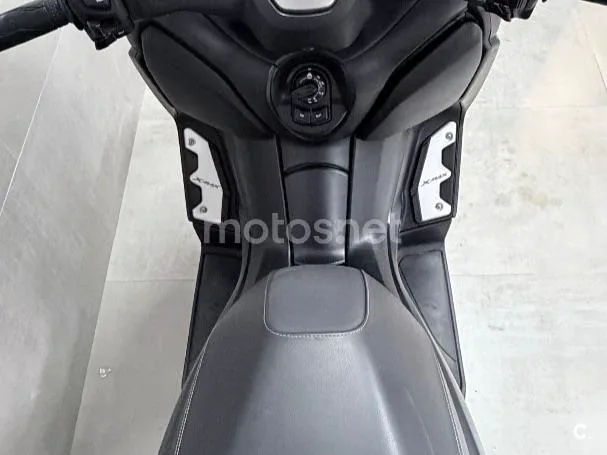 Yamaha XMAX 125 - Vista 8
