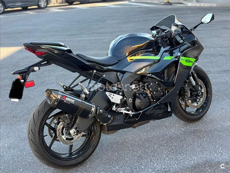 Kawasaki Ninja ZX-6R - Vista 3