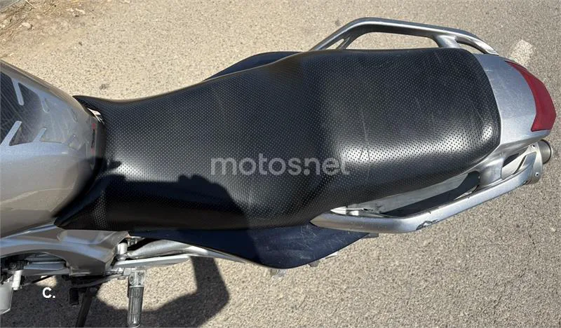 Yamaha FZ6 Fazer - Vista 3