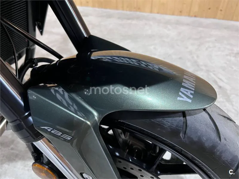 Yamaha Tracer 900 - Vista 16