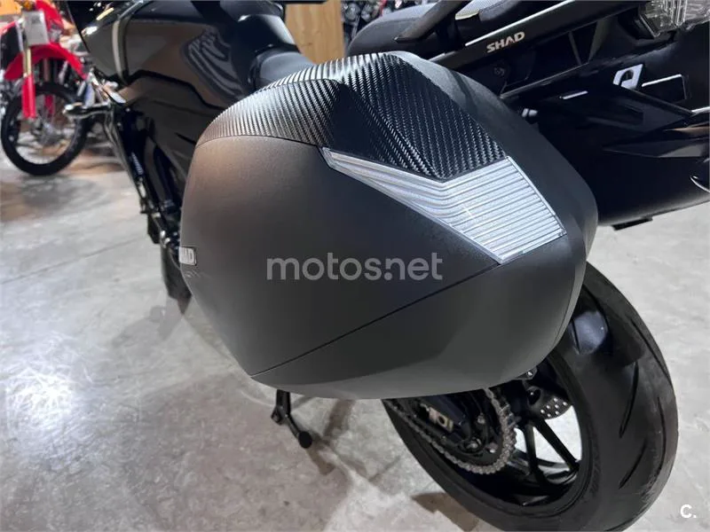 Yamaha Tracer 900 - Vista 76
