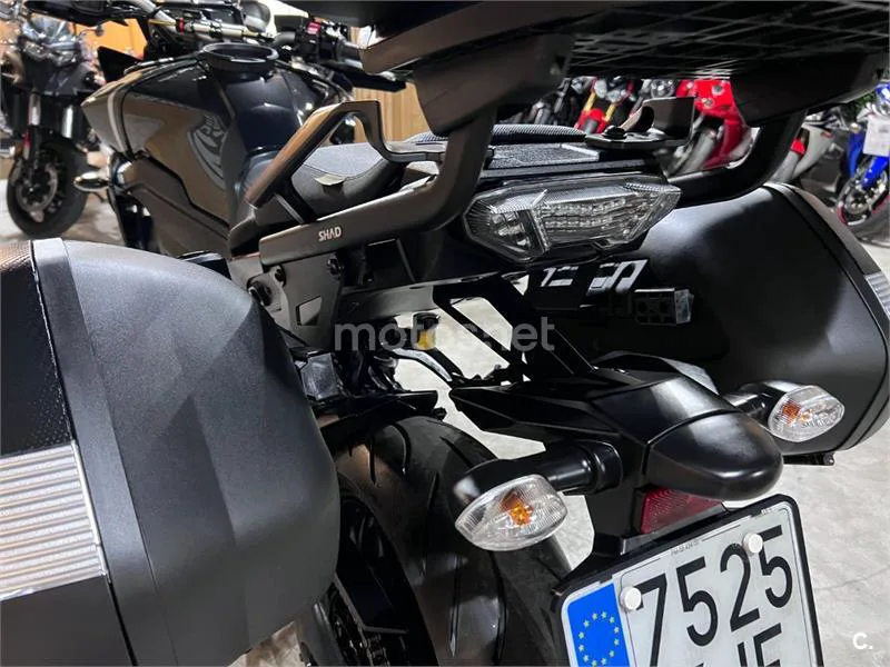 Yamaha Tracer 900 - Vista 80