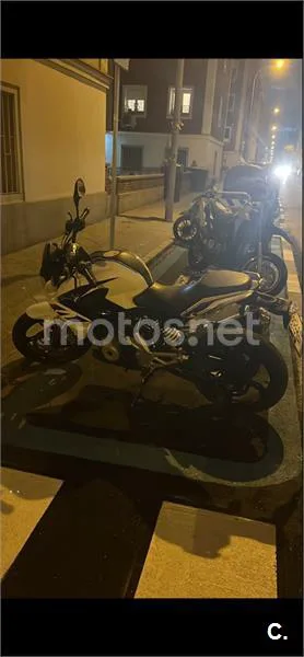 BMW G 310 R - Vista 3