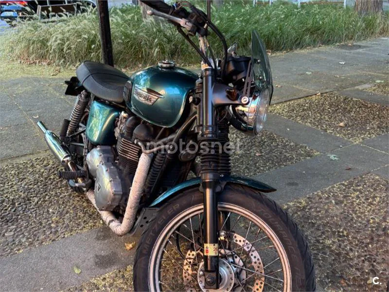 Triumph Bonneville T100 - Vista 6