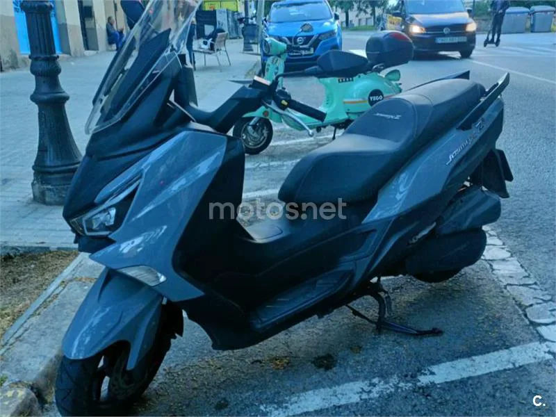 SYM Joymax 125 2200 € 2022 Barcelona - 1