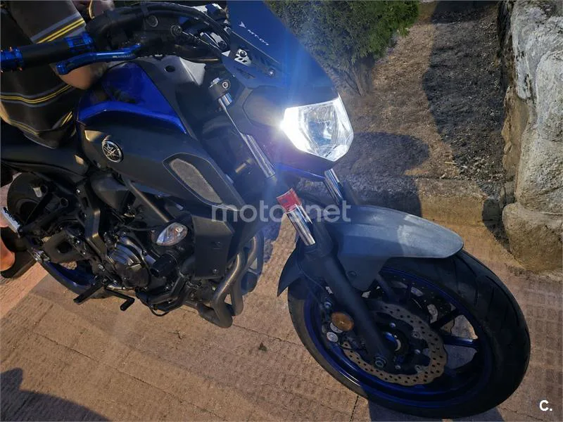 Yamaha MT-07 - Vista 4